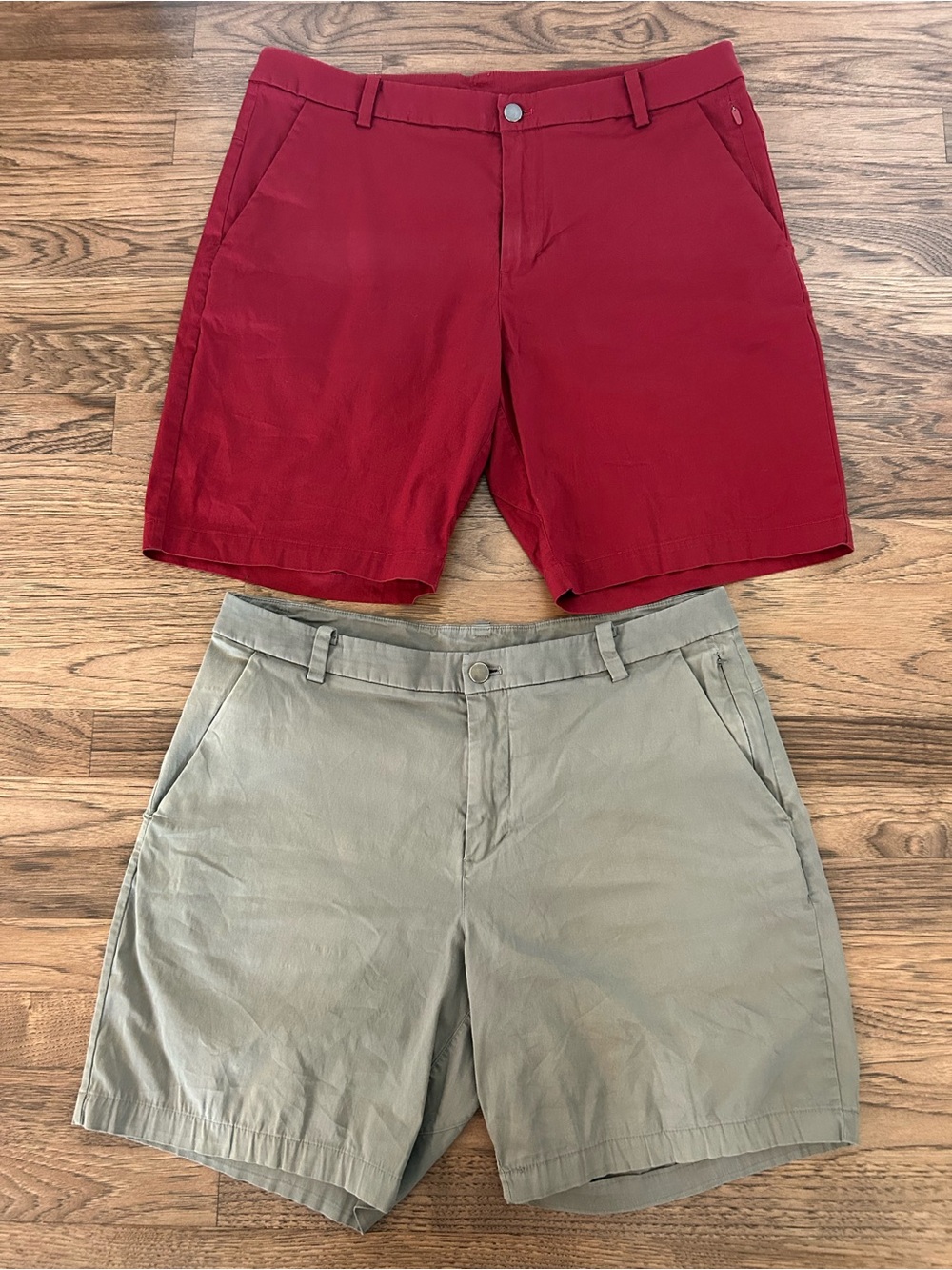 Lululemon Men's Casual Red and Army Green Shorts